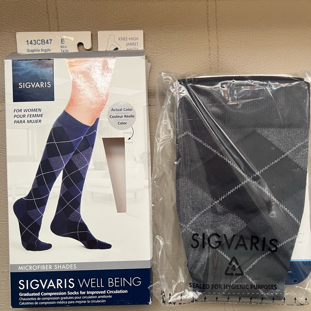 Sigvaris graduated compression sock gray graphite m